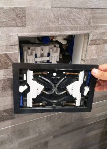 beepitett-wc-tartály-javítása